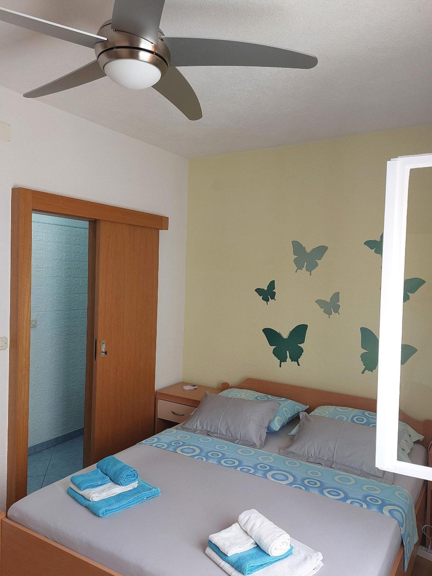 Apartments With A Parking Space Postira, Brac - 2911 Room photo