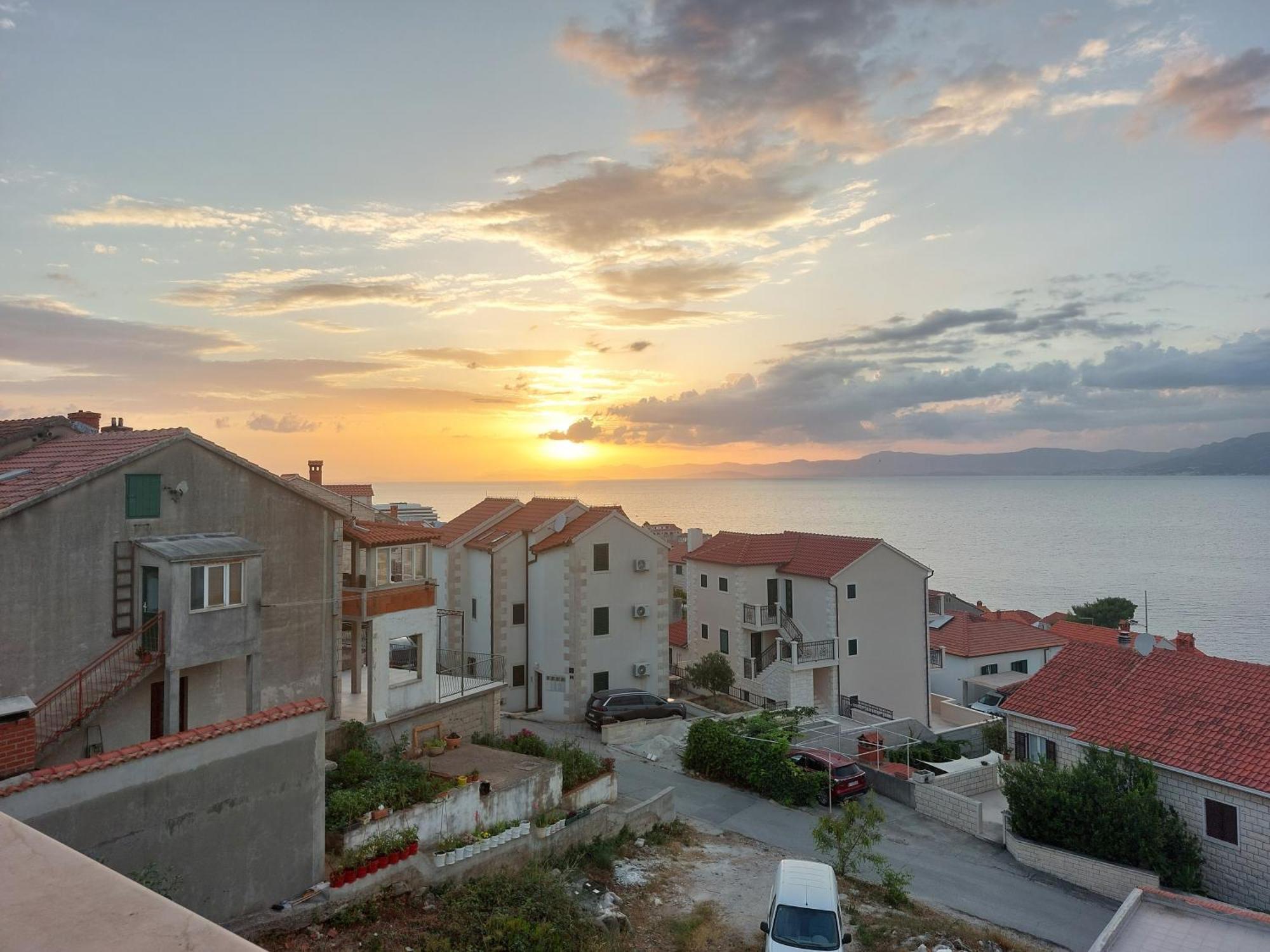 Apartments With A Parking Space Postira, Brac - 2911 Exterior photo